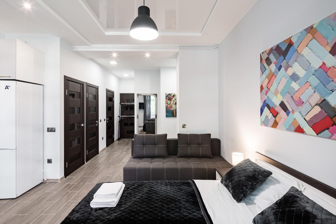 New Studio With Balcony Lviv Exteriör bild